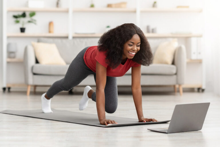Why Scheduled Classes Beat Unplanned Home Workouts for Many People